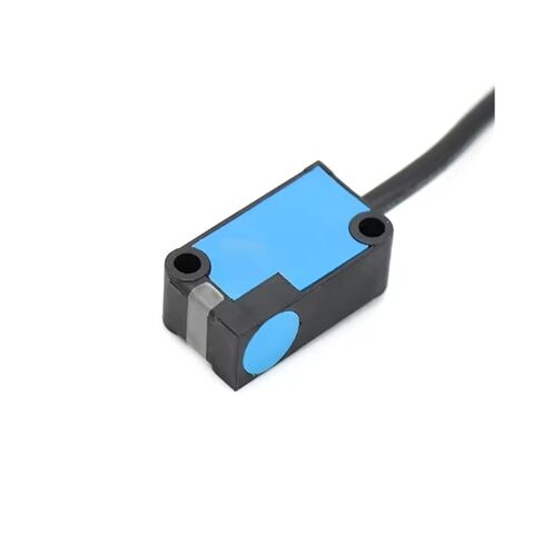 Proximity Switch IQ12-04BNPKW2S 1055445 Photoelectric Sensor Optoelectronic Switch in Saudi Arabia