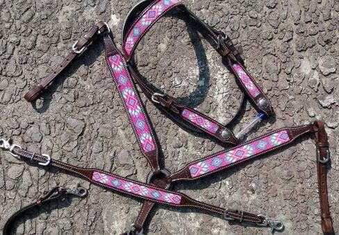 Showman Argentina Cow Leather Headstall & Breast Collar Set w/Pink Navajo Beaded Inlays in Saudi Arabia