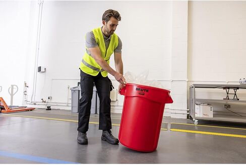 حاوية غاشمة في Rubbermaid Round Round Round ، 32 جالًا ، بلاستيك ، أحمر in Saudi Arabia