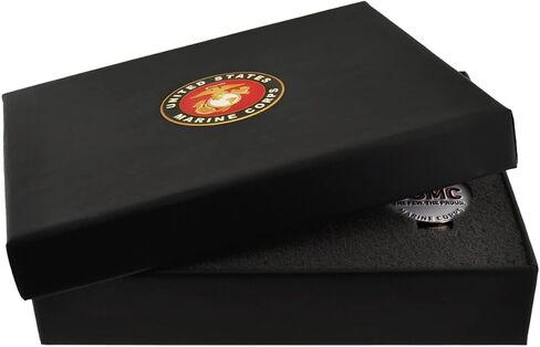 مجموعة هدايا Marine Corps Corps Corps Essentials المرخصة رسميًا ، وأداة Divot ، ومقطع قبعة ، وعلامات الكرة المغناطيسية ، وعلامة كرة غولف كبيرة مع صندوق عرض - هدايا وملحقات in Saudi Arabia