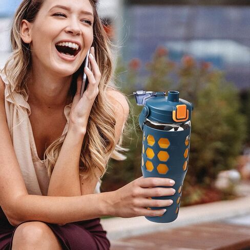 Mukoko 32 Oz Pumbler مع قش ، زجاجات ماء زجاجي مع علامة زمنية ، كوب من القهوة المثلجة مع غطاء صفيح مقابض وغطاء قش ، غلاف السيليكون ، مقاومة للتسرب ، 1 حزمة باللون الأزرق in Kuwait