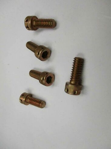 حزمة جديدة من 10-24 × 1/2 "SKT HD CAP CAP برؤوس حفر أصفر كرومات الزنك المطلي 25 PC#1246 متعددة الأغراض مجموعة متنوعة شاملة للأجهزة. in Saudi Arabia