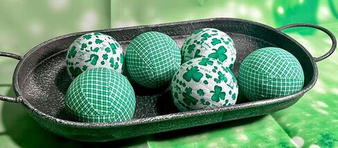 كرات مغلفة بنسيج Plaid N Clovers St Patricks Day - مجموعة من الجرم السماوي لحشو وعاء الجاموس الأخضر ووعاء النفل in Saudi Arabia