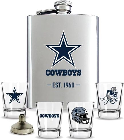 Denco NFL Dallas Cowboys Flask ومجموعة زجاجية من الفولاذ المقاوم للصدأ ، قارورة 8 أوقية مع أربعة أكواب 2oz ، تصميم شعار الفريق in Saudi Arabia