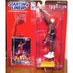 Starting Lineup Dennis Rodman / Chicago Bulls 1998 NBA Action Figure & Exclusive NBA Collector Trading Card in Saudi Arabia