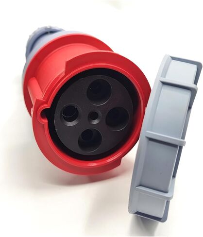 IEC60309 النشاط الصناعي المضاد للماء المكونات الإناث 4PIN 125A 380-415V 3P+E مثبطات Flame IP67 in Kuwait