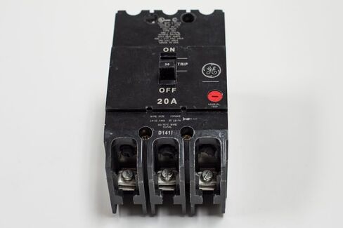 General Electric GETEY350 GE TEY350 3P-480V-50A CB, Black in Saudi Arabia