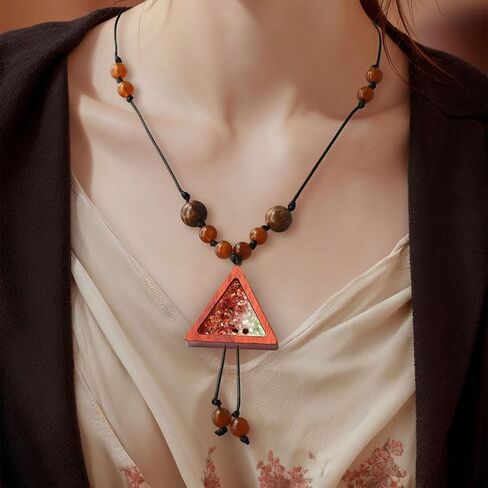 iSuperb 5 Pieces Wooden for Resin Epoxy Craft, Resin Wood Pendant Accessories for DIY Jewelry Making Necklace, Handmade Art Designer Landscape Natural Unfinished Wood in Kuwait