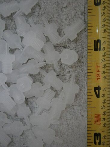 حزمة جديدة من موصل Plastics CF001-60 1/4-28 إلى 1/16 in Saudi Arabia