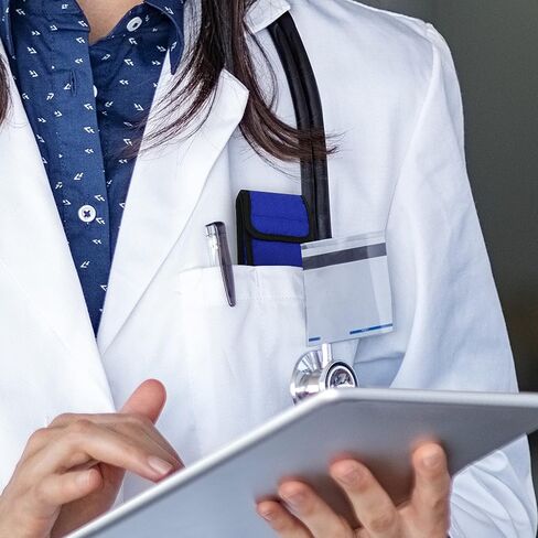الجراحة عبر الإنترنت الألياف البصرية مصغرة قوس قزح قوس قزح العديد من الألوان - جيب otoscope مع مجموعة التشخيص ENT مع لمبة إضافية تضمنت (الأزرق) in Saudi Arabia