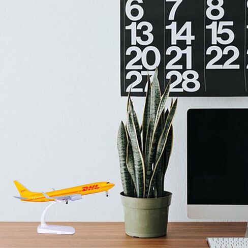 1/300 مقياس طائرات DHL B737 نموذج طائرة للبالغين سبيكة معدنية طائرات طائرة نموذجية عدة طائرة جمع للهدايا in Saudi Arabia