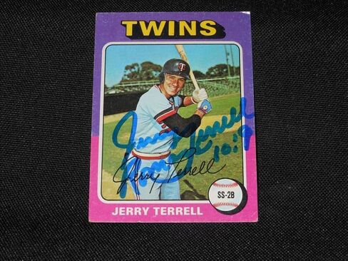 Minnesota Twins Jerry Terrell Signed 1975 Topps Mini Autograph Card #654 SR - Baseball Slabbed Autographed Cards in Saudi Arabia