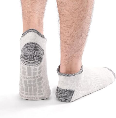 Men's Non Slip Yoga Socks Anti Skid Pilates Grip Socks 4 Pairs, Barre, Floor, Fitness Hospital Slipper Sock in Kuwait
