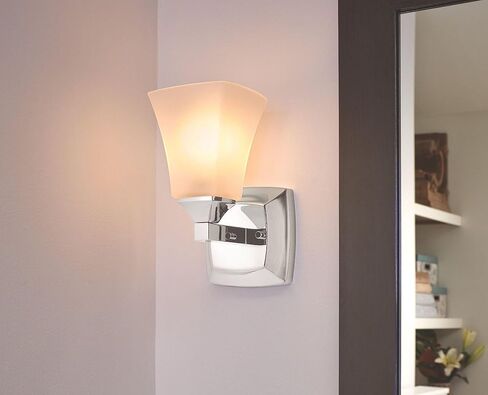MOEN YB5161CH VOSS 1 Light Dual Mostt Bath Bathite Banity مع الزجاج المتجمد والكروم in Kuwait