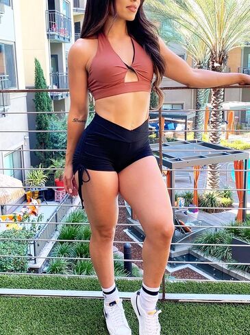 Women's Cross Waist Yoga Booty Shorts Scrunch Butt Lifting Workout Gym Spandex Dance Hot Crossover Leggings Shorts in Saudi Arabia