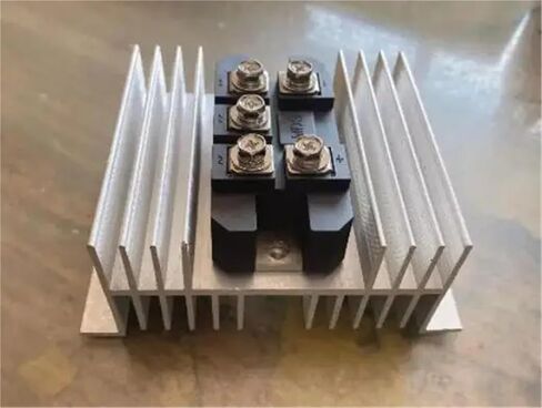 1pc MDS150A 3-Phase Diode Bridge Rectifier 150A Amp 1600V Bridge Rectifier with Heat Sink 125mm x 90mm x 50mm(MDS150A) in Saudi Arabia