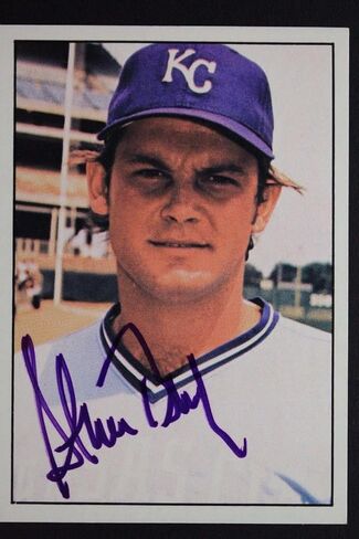 Steve Busby KC Royals Autographed 1975 SSPC #183 Signed Card RARE 16L - MLB Autographed Baseball Cards in Saudi Arabia