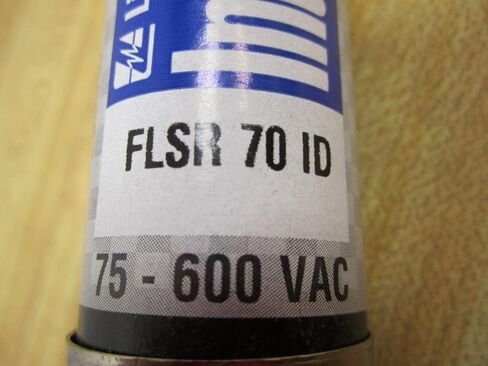 Littelfuse FLSR-70-ID 70 AMP ، مؤشر الرحلة ، الصمامات ، 300 VDC ، W/O جهة اتصال الإنذار ، نوع تأخير الوقت ، للاستخدام مع جميع الأغراض العامة cirucits ، RK5 ، 600 VAC ، تصميم العناصر المزدوجة ، الحد الحالي in Saudi Arabia