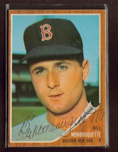 1962 Topps #580 Bill Monbouquette Sox وقعت Auto 15a - بطاقات البيسبول الموقعة in Saudi Arabia