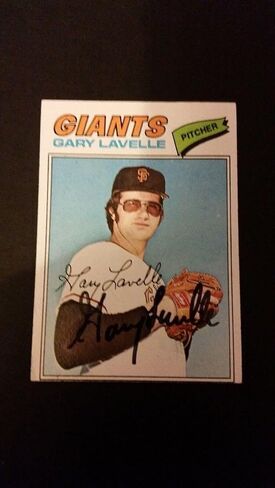Gary Lavelle Giants 1977 Topps #423 Jays Authentic Signed Autograph FB15 - Autographed Baseball Cards in Saudi Arabia