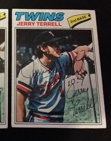 Jerry Terrell Twins 1977 Topps #513 Royals Signed Authentic Autograph FB15 - Autographed Baseball Cards in Saudi Arabia
