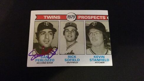 Sam Perlozzo Twins 1979 Topps #258 Padres Authentic Motograph FB15 - بطاقات البيسبول الموقعة in Saudi Arabia