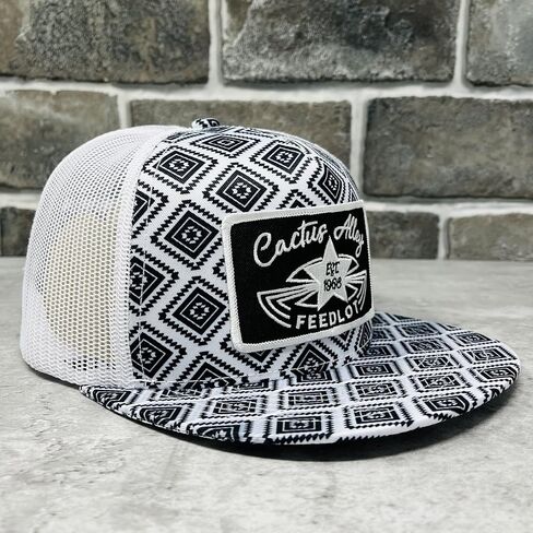 قبعة Snapback قابلة للتعديل مستوحاة من أسلوب الحياة الغربي in Kuwait