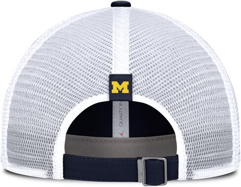 Nike Men's NCAA Club Trucker HAT قابل للتعديل in Saudi Arabia
