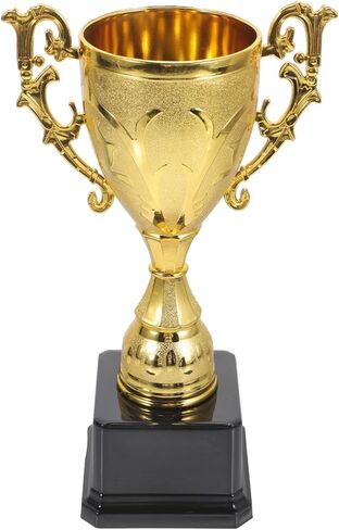 جائزة Golden Trophy Cup 9 Inch Trophies Star Award البلاستيك المركز الأول للبطولة الرياضية ، حفل توزيع الجوائز ، الاحتفال بالحفلات ، المكافأة ، الجائزة الفائزة in Kuwait