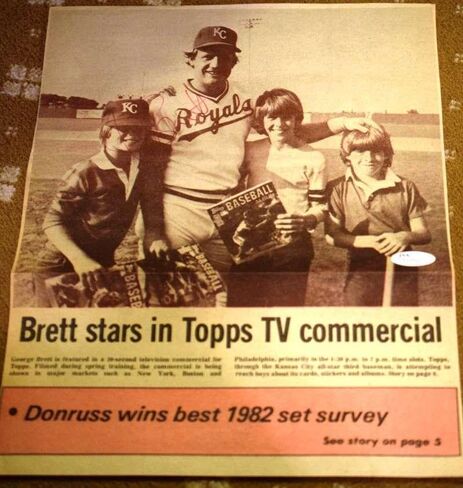 Topps George Brett Jsa Coa 14X10 Ad Hand Signed Authentic Royals - Baseball Slabbed Autographed Cards in Saudi Arabia