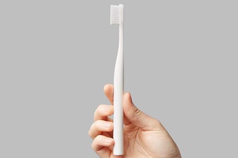 Reusable Toothbrush and Stand Made with Reusable Material and Soft Nylon Bristles in White in Saudi Arabia