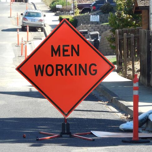 36 "× 36" MUTCD TTC الأمان المتوافقة مع شبكة برتقالية ، علامة التحكم في حركة مرور Rollup غير انعكاسي فينيل البرتقالي "الرجال الذين يعملون" علامة معدنية ، الأضلاع المتقاطعة من الألياف الزجاجية لمدة 36 " in Saudi Arabia