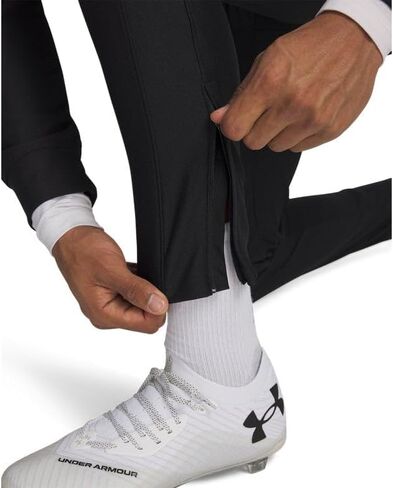 Under Armor Men's Ua M Challenger in Kuwait