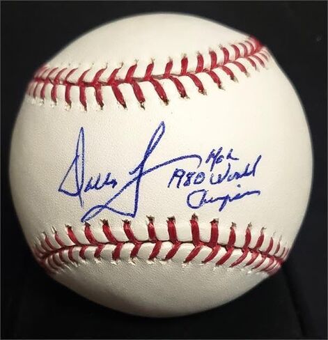 Autograph Warehouse 301770 1980 Dallas Green Autographed Baseball - OMLB Philadelphia Phillies Manager in Saudi Arabia