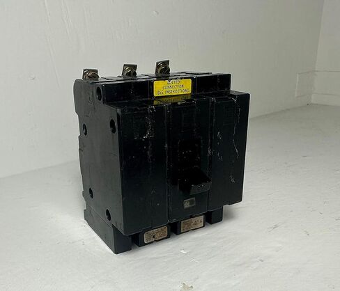 EHB34030 مربع D 30 أمبير ، 3 عمود ، 480/277VAC نوع EHB4 قاطع الدائرة 30A 3P in Kuwait