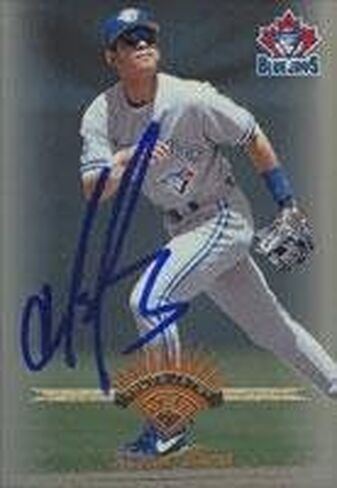 Tomas Perez Toronto Jays 1997 Leaf Motographed Card. يأتي هذا العنصر مع شهادة أصالة من رياضة السيارات. موقعة - بطاقات البيسبول موقعة in Saudi Arabia
