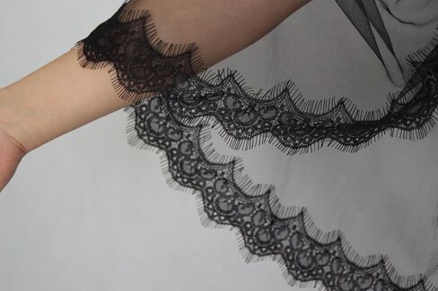 Bridal Veil Lace Edge 1 Tier Fingertip Length Wedding Veil with Comb for Brides in Saudi Arabia