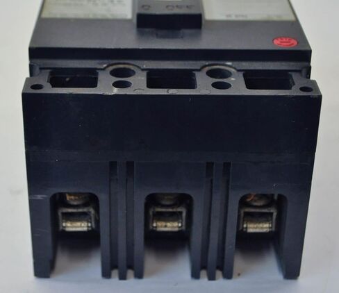 GE TEB132030 30A 3P 240V I-Line Breaker in Saudi Arabia