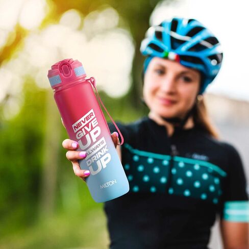 Milton 32oz Sports Mater Bottle مع قش ، أعلى مقاومة للتسرب ، فم عريض لسهولة التنظيف ، زجاجة بلاستيكية قابلة لإعادة الاستخدام مع غطاء للسفر ، الجري ، الصالة الرياضية ، مناسبة للبنين والبنات والكبار ، الأحمر - Gen'z in Saudi Arabia