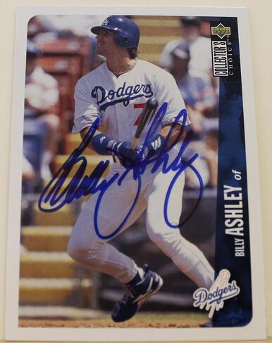 Autographed - MLB Autographed Baseball Cards in Saudi Arabia