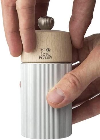 Peugeot Line Carbon Pepper Mill 12 سم - 4.75 ″ in Kuwait