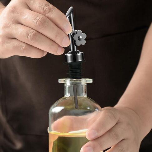 صنيواي 2 عبوة زيت الفولاذ المقاوم للصدأ صبار ، زجاجة زجاجة بديلة متميزة النفط الصب الخمور ميزة Auto Flip للسوائل ، زيت الزيتون ، النبيذ ، الخل (الفضة) in Kuwait