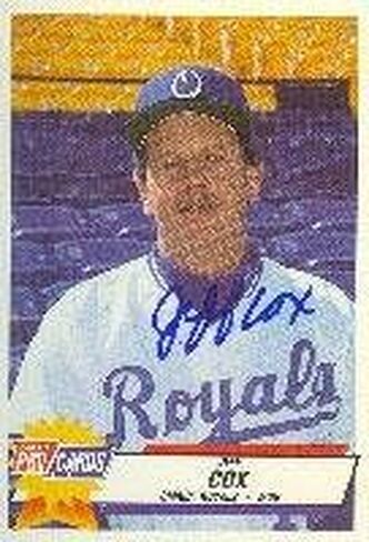 Jeff Cox Omaha Royals - بطاقة Royals Affiliate 1993 Cards Fleer Pro Cards موقعة - بطاقة League Minor. يأتي هذا العنصر مع شهادة أصالة من رياضة السيارات. موقعة - البيسبول in Saudi Arabia