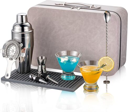 طقم Martini Travel مع نظارتين ، مجموعة نادل السفر مع بطاقات الوصفة ، كوكتيل شاكر مجموعة لخلاط الكوكتيل ، Martini Gift Shaker. in Kuwait