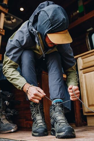 Salomon Quest 4 Gore-TEX Hiking Boots for Men, Kelp/Wren/Bleached Sand, 8.5 in Saudi Arabia