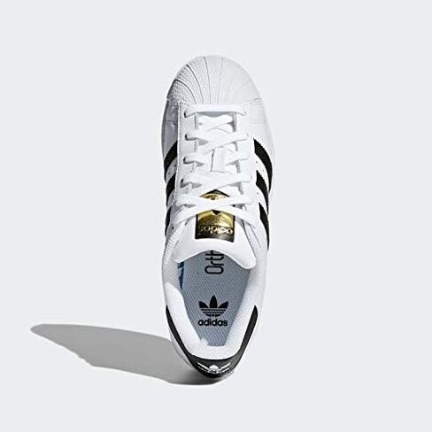 حذاء رياضي Adidas Originals للأولاد الصغار Superstar، أبيض/أبيض، 1 طفل صغير في الولايات المتحدة in Kuwait