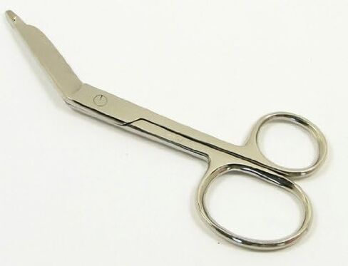 Lister Bandage Scissors One Large Ring 5 1/2 inches in Saudi Arabia