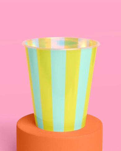 Xo ، Fetti Pink + Green Pool Party Coups | 16 PCS 12 أوقية | شرب الصيف ، زينة ملونة ، مشروبات حفلات العازبة ، لوازم أعياد الميلاد in Saudi Arabia