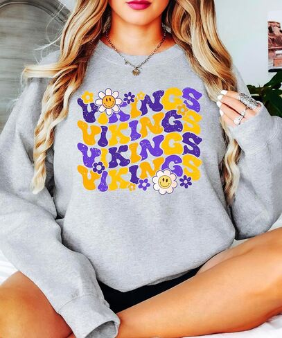 Olive Loves Apple Vikings Team Sweatshirt للنساء والمراهقين والأطفال ذوي الأزهار الرائعة in Saudi Arabia