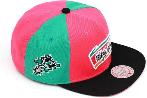 Mitchell & Ness San Antonio Spurs Hardwood Classics NBA على غطاء القبعة القابلة للتعديل - الوردي/الأسود/البط البري in Saudi Arabia